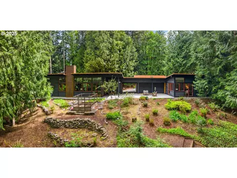 10933 NW Skyline Blvd, Portland, OR 97231