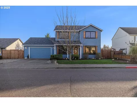 865 16th St, Lafayette, OR 97127