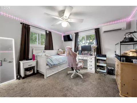 Bedroom - 4027 Concord St, Eugene, OR 97402 photo 1 of 4