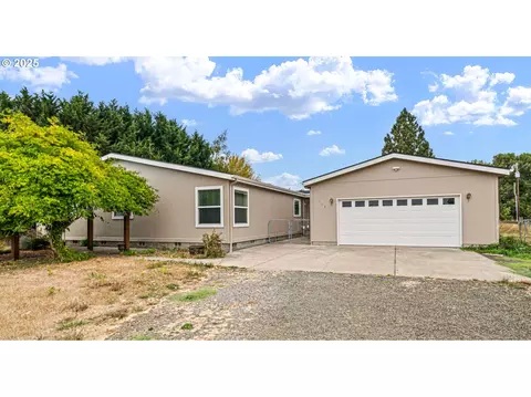 194 Oak St, Monroe, OR 97456