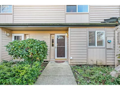 1623 Oak Patch Rd, Eugene, OR 97402
