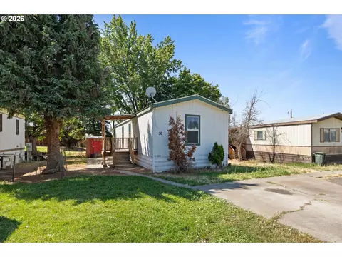 1437 SW 37th St #30, Pendleton, OR 97801 photo 1