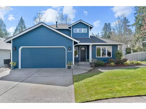 13810 Bean Ct, Oregon City, OR 97045
