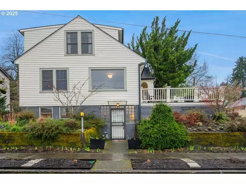 7150 SE Alder St, Portland, OR 97215