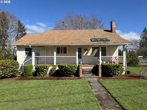 Exterior - 39465 Proctor Blvd, Sandy, OR 97055 photo 2 of 7