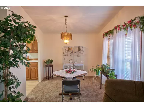 1699 N Terry St #152, Eugene, OR 97402 photo 12