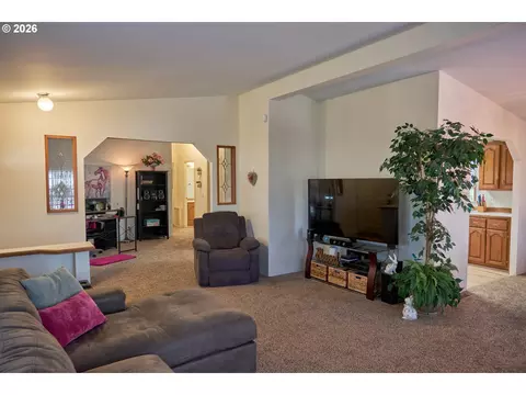 1699 N Terry St #152, Eugene, OR 97402 photo 9
