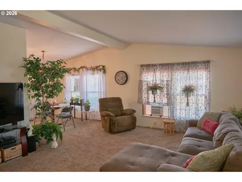 1699 N Terry St #152, Eugene, OR 97402 photo 8