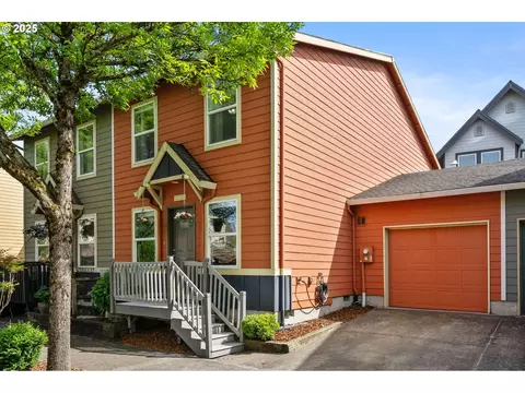 1178 NE 6th St, Gresham, OR 97030