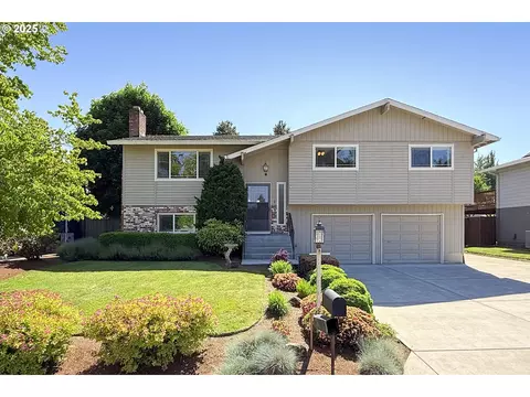 15675 SE Cordova Ct, Milwaukie, OR 97267