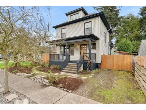 8925 N Hodge Ave, Portland, OR 97203