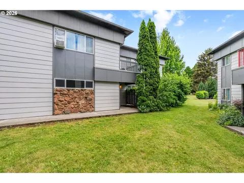 917 Pacific Ave #6, Hood River, OR 97031