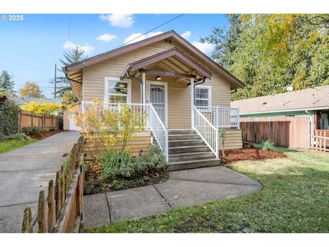 2910 Q St, Vancouver, WA 98663
