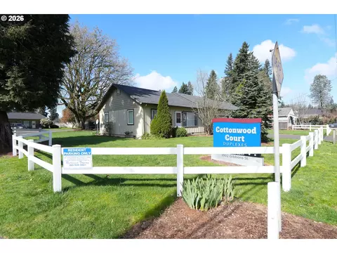 2700 Falk Rd, Vancouver, WA 98661