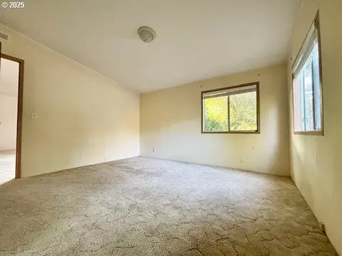 179 Outer Dr, Florence, OR 97439 photo 18