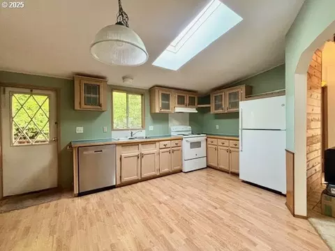 179 Outer Dr, Florence, OR 97439 photo 17