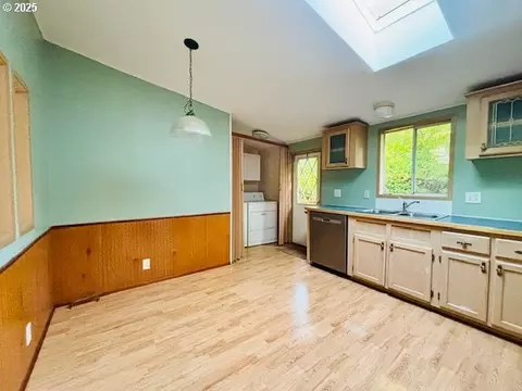 179 Outer Dr, Florence, OR 97439 photo 14