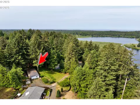 89159 Sutton Lake Rd, Florence, OR 97439