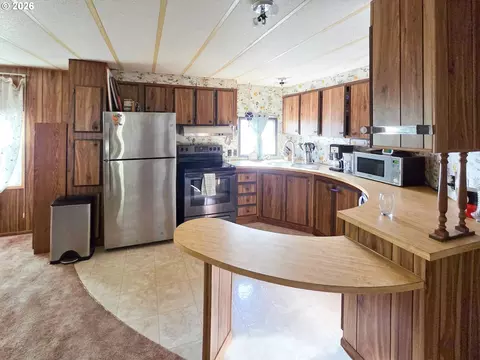 225 Doraleen Ln, Glide, OR 97443 photo 11