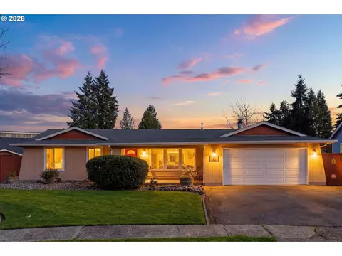 6 Dove St, Longview, WA 98632