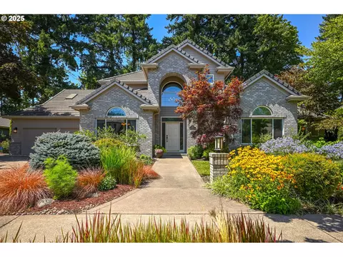 3868 Mirror Pond Way, Eugene, OR 97408