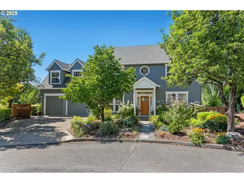9202 NW Benson Ct, Portland, OR 97229