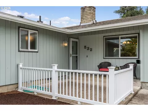 Exterior - 532 Warrington Ave, Eugene, OR 97404 photo 1 of 10