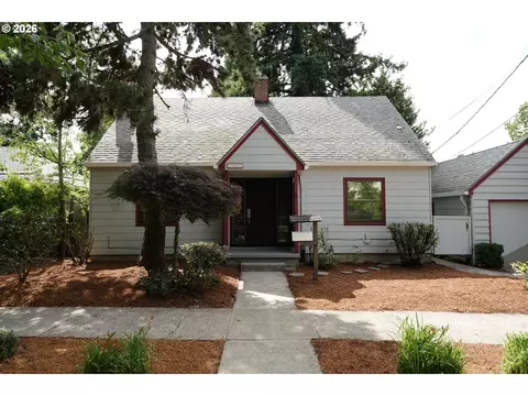 7925 SW 11th Ave, Portland, OR 97219