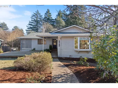 2745 NW Princess St, Corvallis, OR 97330