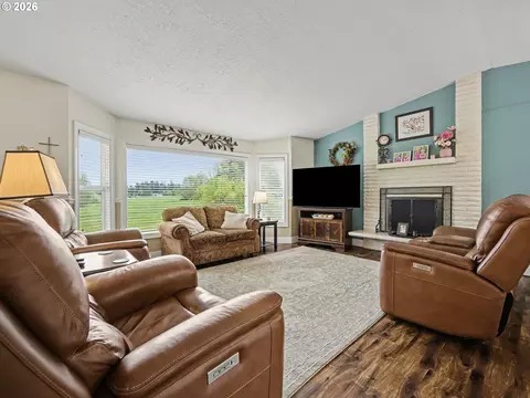 Living - 28705 SE Haley Rd, Boring, OR 97009 photo 1 of 5