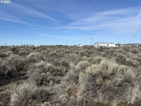 elm ln, Christmas Valley, OR 97641