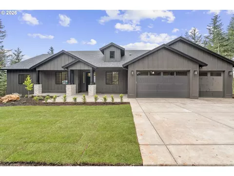12655 NE Greenleaf Dr, Newberg, OR 97132