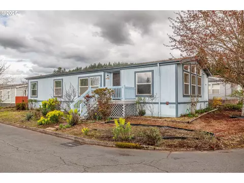 4656 SE 134th Dr, Portland, OR 97236