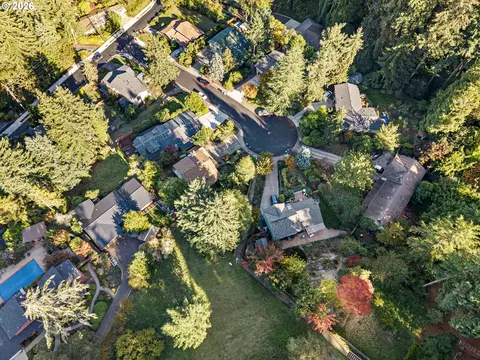 View/Area - 2050 Mclean Blvd, Eugene, OR 97405 photo 2 of 2