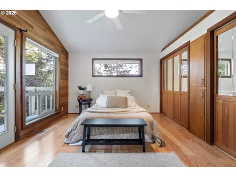 Bedroom - 2050 Mclean Blvd, Eugene, OR 97405 photo 1 of 2