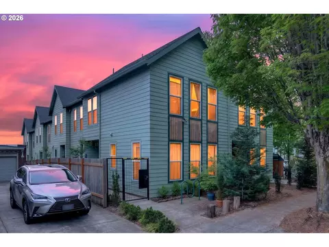 5322 SE Milwaukie Ave, Portland, OR 97202