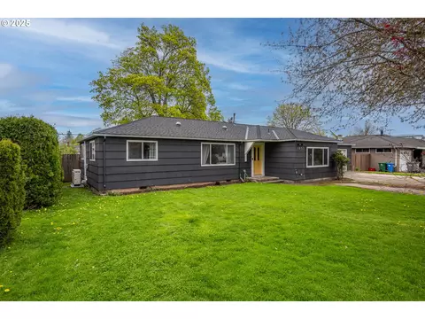 1955 Regina St, Eugene, OR 97402