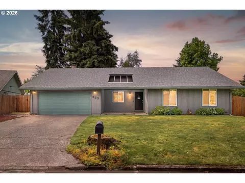 525 NW 83rd St, Vancouver, WA 98665