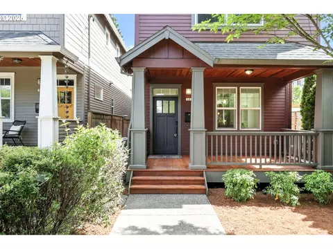 18 NE Cook St, Portland, OR 97212
