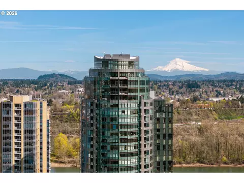 3601 S River Pkwy #2805, Portland, OR 97239