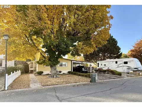 3385 Kirkway Dr, Baker City, OR 97814