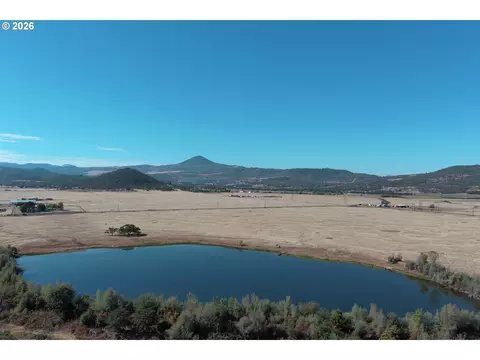 1631 E Antelope Rd, Eagle Point, OR 97524 photo 5