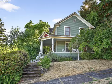637 NEverett St, Camas, WA 98607