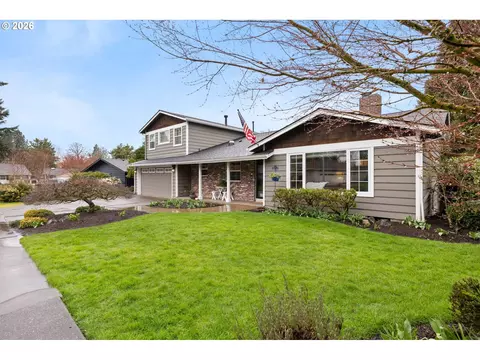 9375 SW Pine St, Beaverton, OR 97005