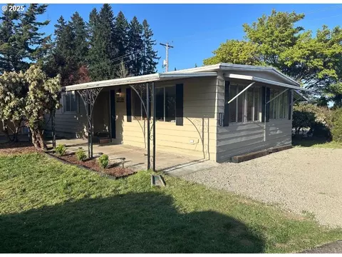 33599 Goss Way, Scappoose, OR 97056