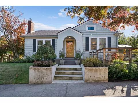 1630 SE Tolman St, Portland, OR 97202