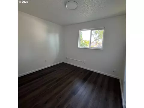2688 Centennial Blvd, Springfield, OR 97477 photo 11