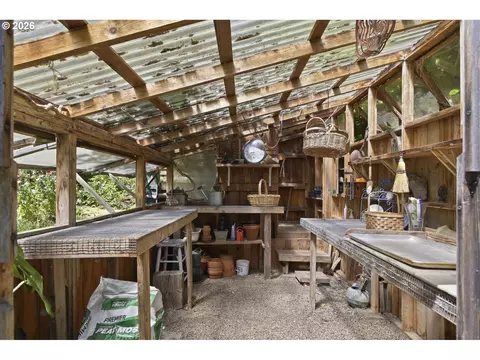 Other - 4630 W Hillside Dr, Eugene, OR 97405 photo 11 of 13