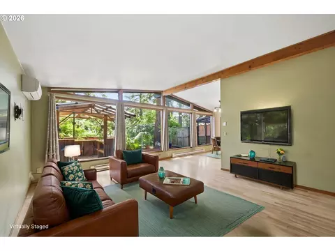 Living - 4630 W Hillside Dr, Eugene, OR 97405 photo 2 of 4