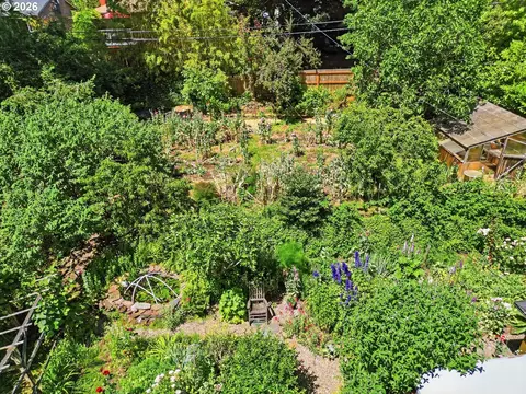 Other - 4630 W Hillside Dr, Eugene, OR 97405 photo 12 of 13